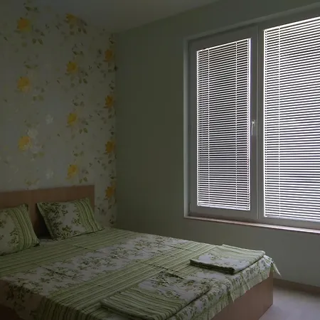 Apartment Private In Faith - *