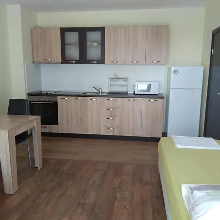 Private In Faith - Apartment Ravda