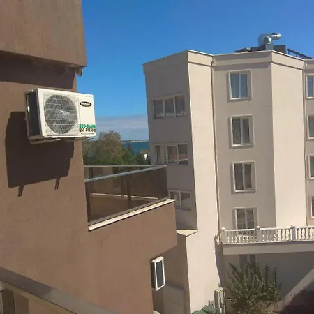 Apartment Private In Faith - *