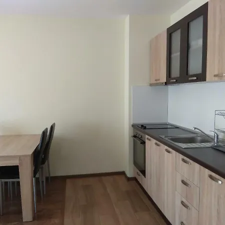 Private In Faith - Apartment *